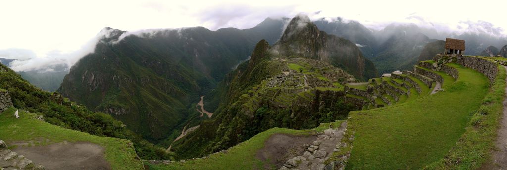 Machu_Picchu_et_des_environs
