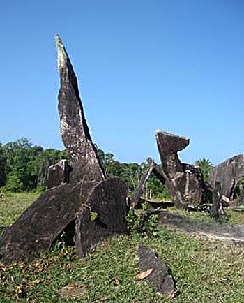 BrazilStonehengeWEB1
